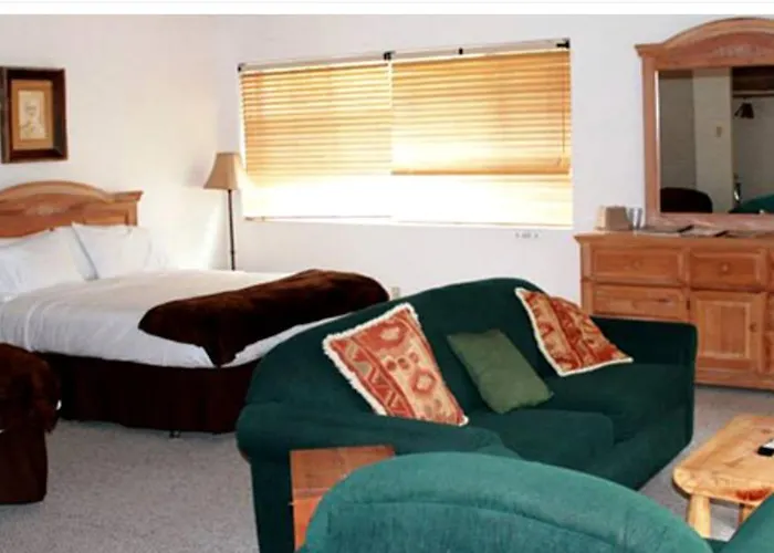 Holiday home Deluxe For Six With A Shared Hot Tub Near The Lakes, Arizona *