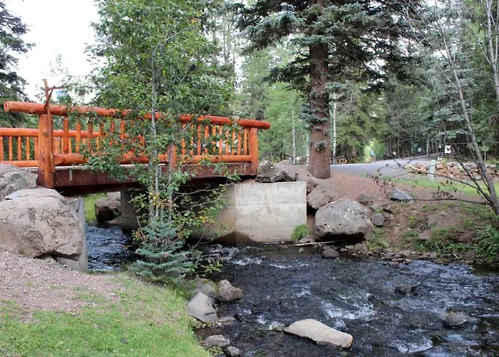 Deluxe For Six With A Shared Hot Tub Near The Lakes, Arizona Greer
