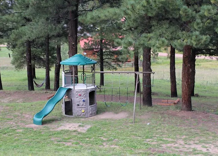 Deluxe For Six With A Shared Hot Tub Near The Lakes, Arizona Holiday home Greer